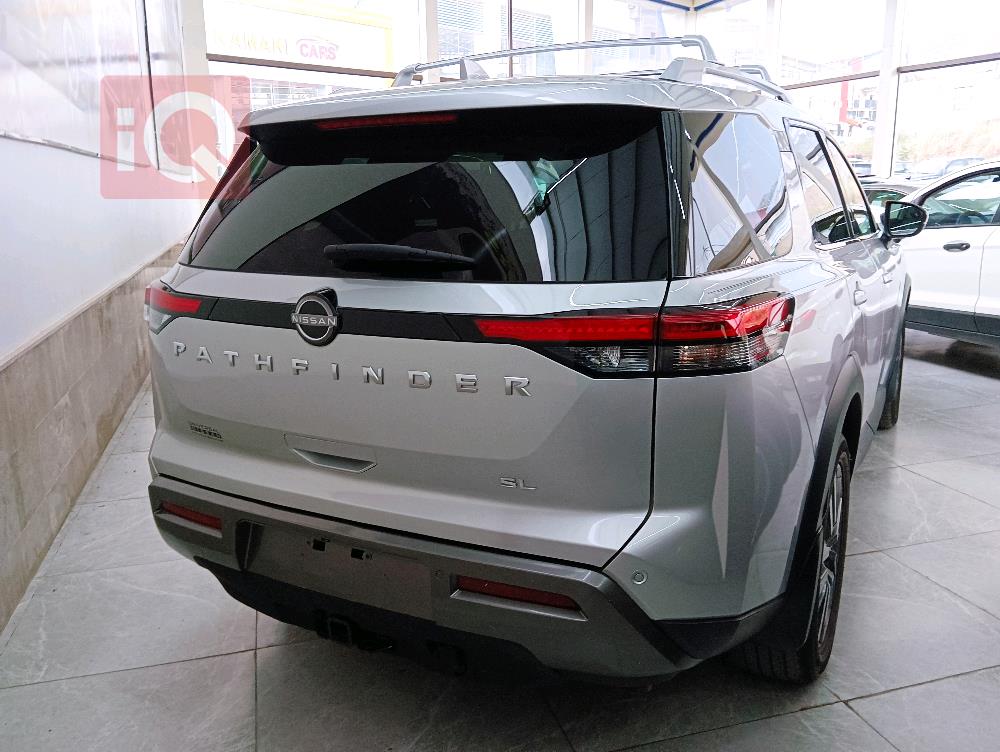 Nissan Pathfinder